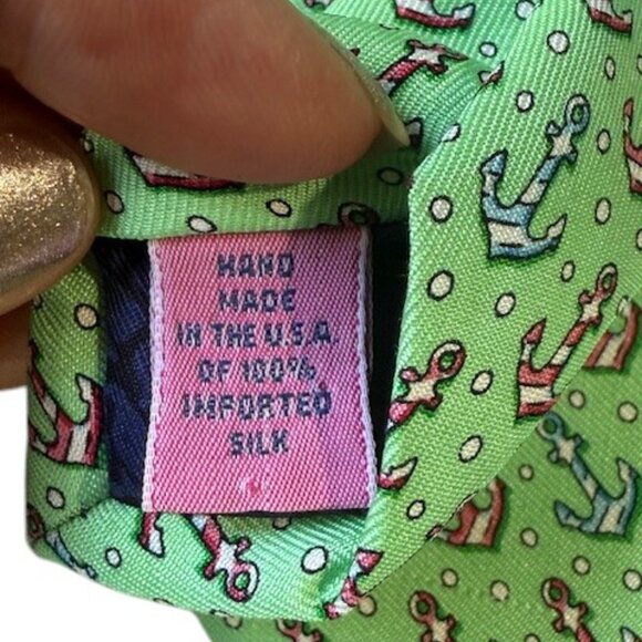 Vineyard Vines Men's 100% Silk Tie Candy Cane Anchor Light Green Holiday NWT - Picture 4 of 9